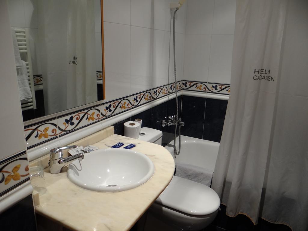 Hotel Casa Carmen Benabarre Habitación foto